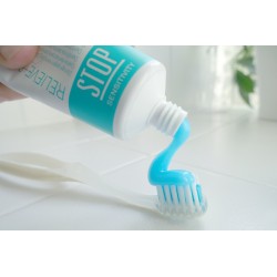 edel+white STOP Sensitive Zahngel - Sofort. Bioaktiver Schutz. Für immer.